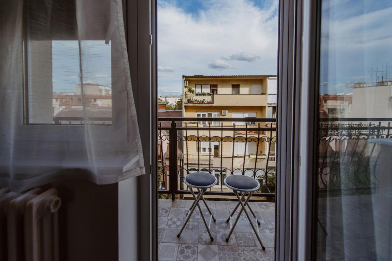 Republic Square Apartment - With Garage Novi Sad Ngoại thất bức ảnh